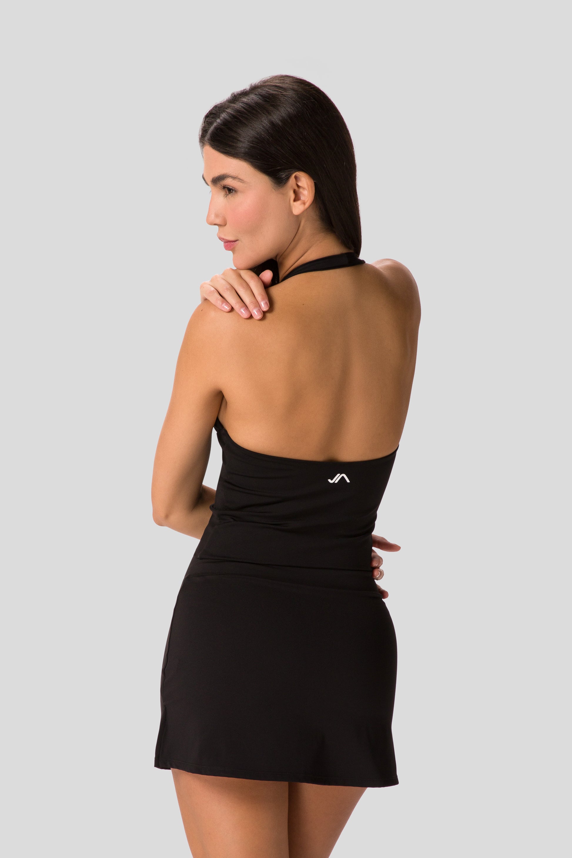 Deep-V Halter Tank