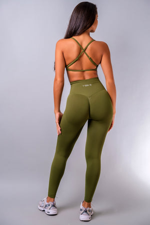 Full back view of sculpt scrunch legging butt-lift detail – verveactivewear.com